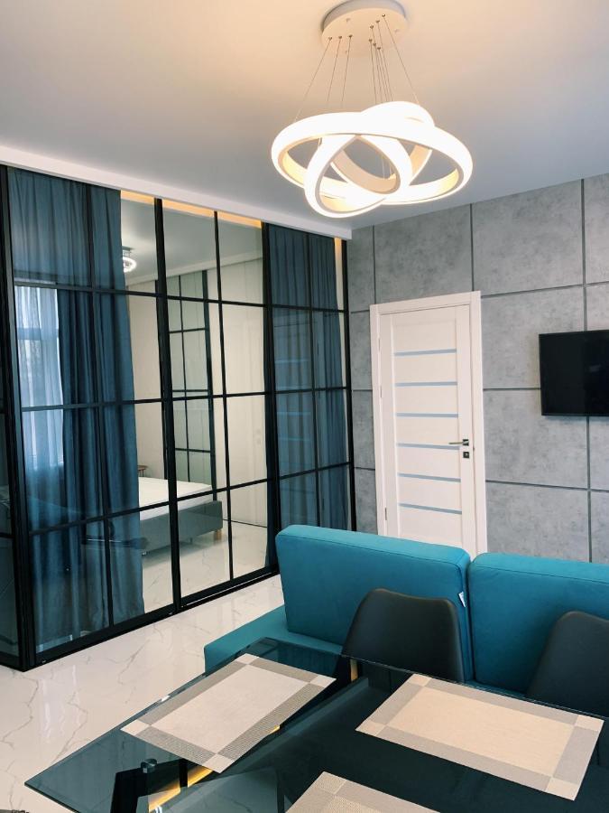Sunny Apartment 5 Одесса Экстерьер фото